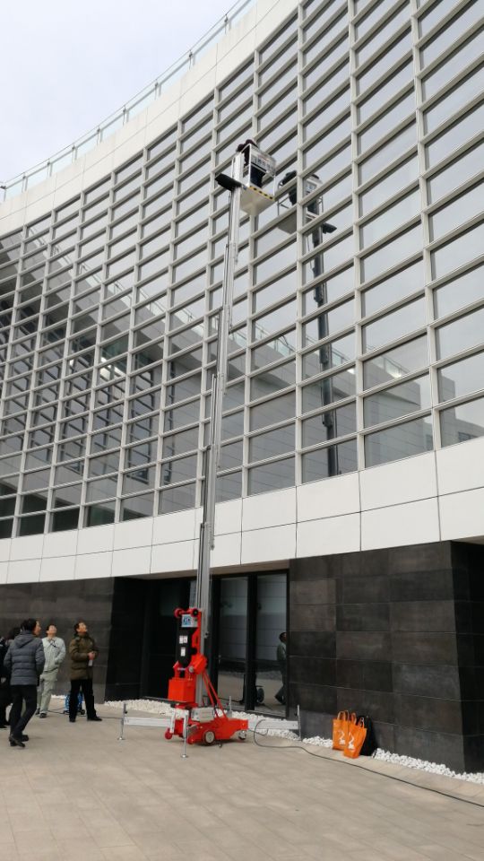 單柱鋁合金升降機 單柱鋁合金升降機