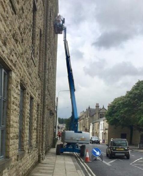 直臂自行式高空作業(yè)平臺 直臂自行式高空作業(yè)平臺